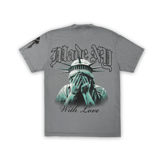 LADY LIBERTY  POCKET TEE (WASHED GREY)
